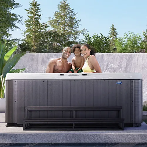 Patio Plus hot tubs for sale in Paysandú